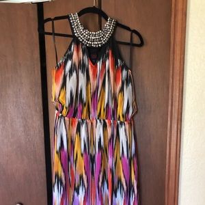 2b Bebe Jewel collar maxi drss